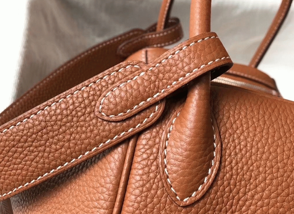 Designer replica H**me5 Lindy 30cm bag in gold color