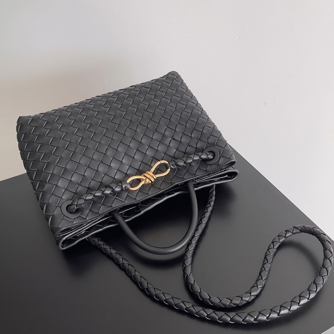 Replica B0tt*ga Ven*ta Medium Andiamo Bag Black