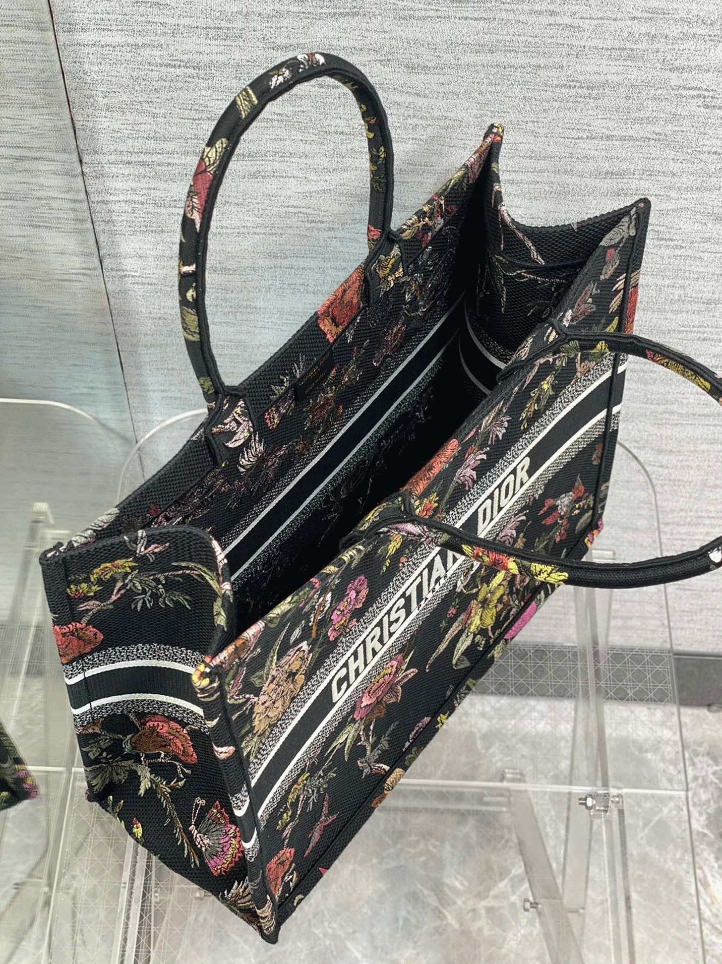 D10r Large Book Tote Bag Faux in Black Jardin Botanique Embroidery