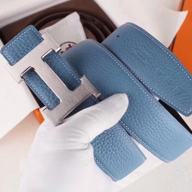 Fake designer H**me5 H belt buckle in blue shade