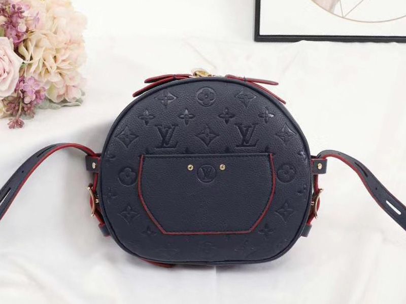 L0vis Vvtt0n Monogram Empreinte Boite Chapeau Souple MM Bag In Navy Blue