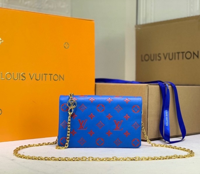 L0vis Vvtt0n Coussin Pochette In Blue And Red