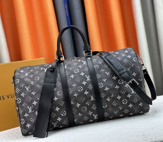 L0vis Vvtt0n Brushed Monogram Leather Keepall Bandouliere 50 In Black