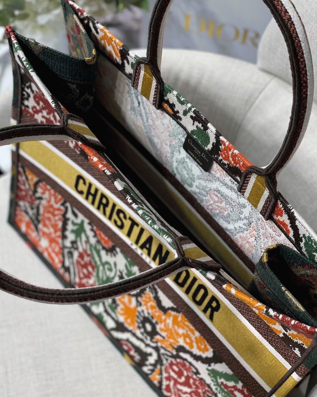 D10r Large Book Tote Bag Faux in Yellow Multicolor D10r Paisley Embroidery