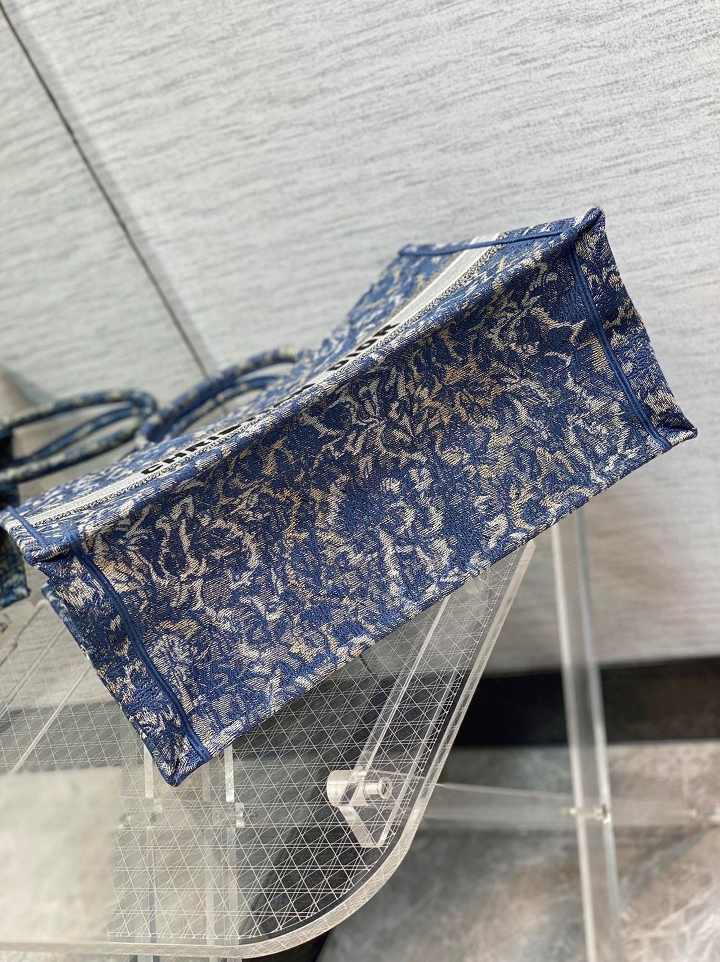 d10r large book tote bag replica in blue brocart De*1m-effect embroidery