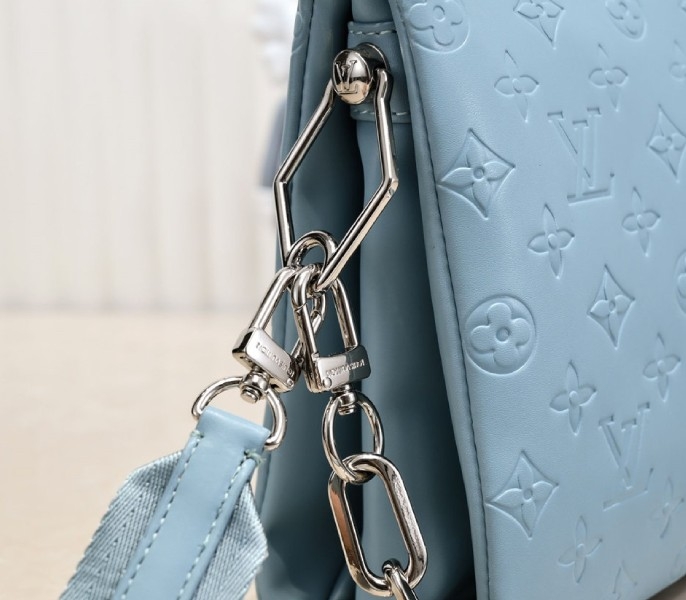 L0vis Vvtt0n Coussin PM Bag In Turquoise Blue With Jacquard Strap