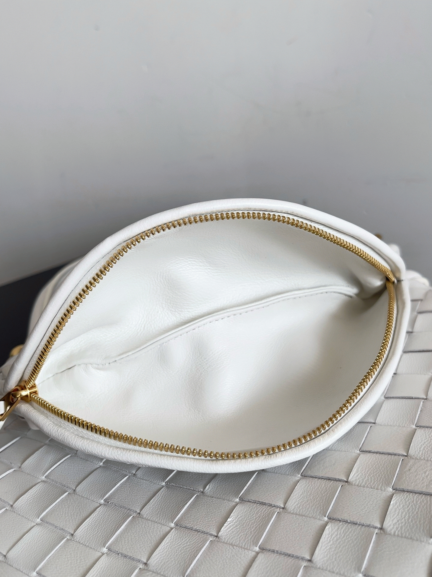 Replica B0tt*ga Ven*ta Gemelli Small Bag White