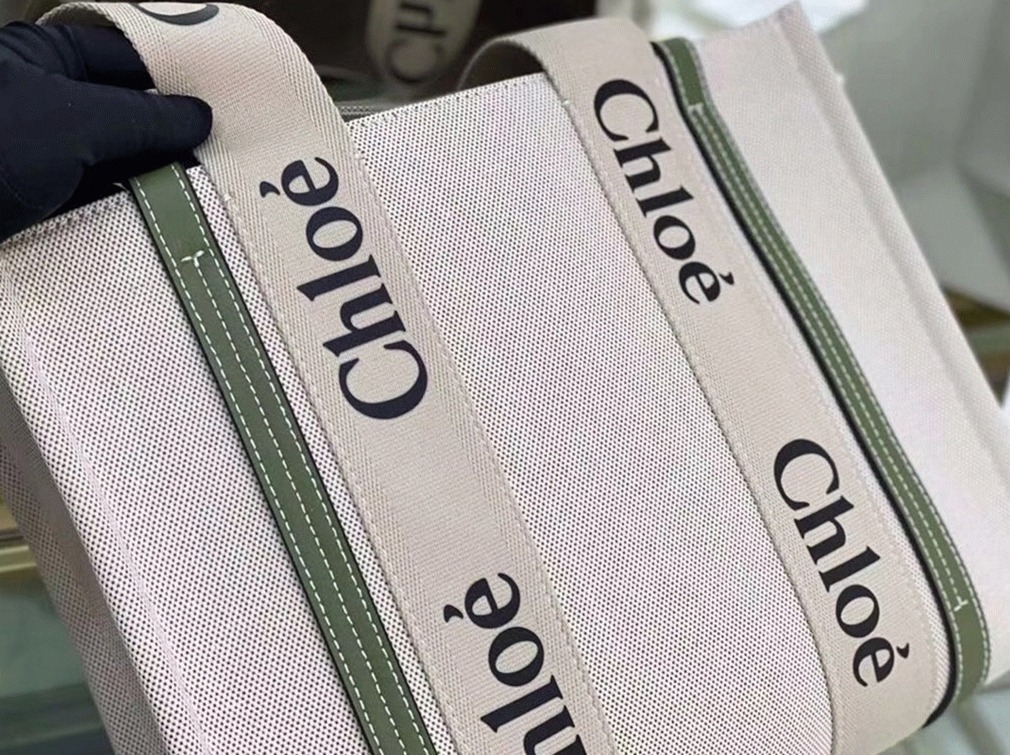 top quality fake Ch10e medium woody tote bag in canvas with green leather strips