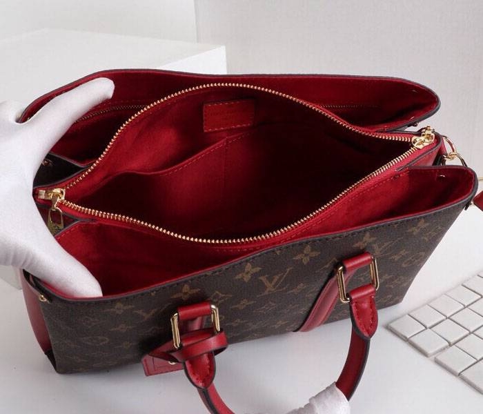 L0vis Vvtt0n Monogram Canvas Soufflot MM Bag In Cerise Red