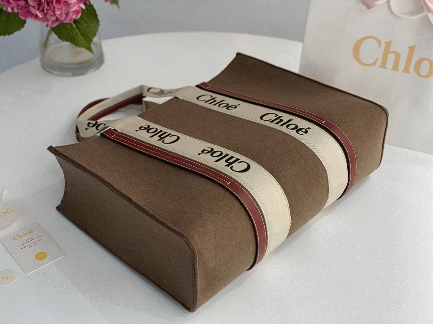 top quality replica Ch10e medium woody tote bag in brown felt