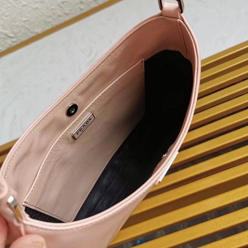 Pink Pra*a Cleo Small Bag Fake