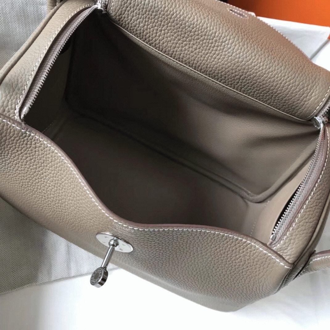 Designer replica H**me5 Lindy 26cm handbag in taupe grey