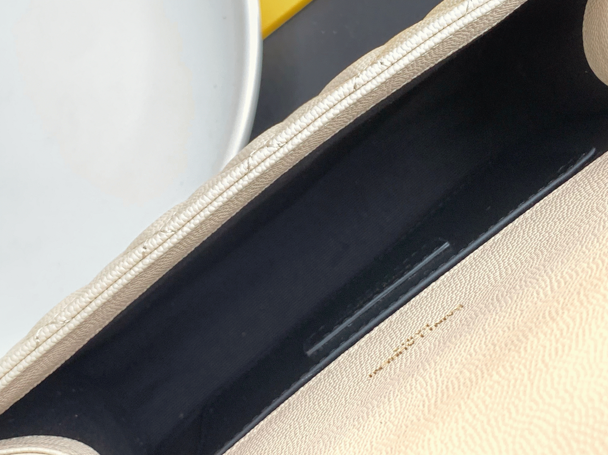 Fake Sa1nt Lau*nt Envelope Small Bag White