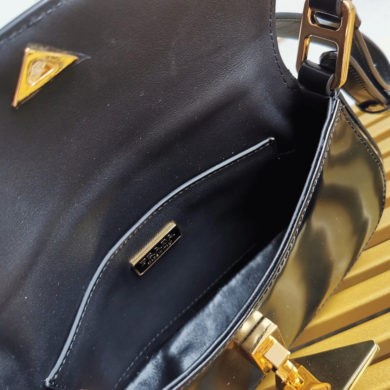 Pra*a Shoulder Bag Fake in Black