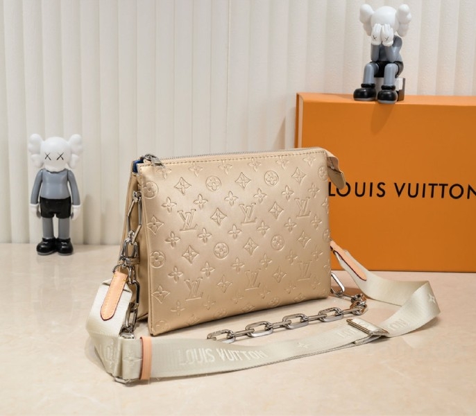 L0vis Vvtt0n Coussin PM Bag In Light Gold With Jacquard Strap