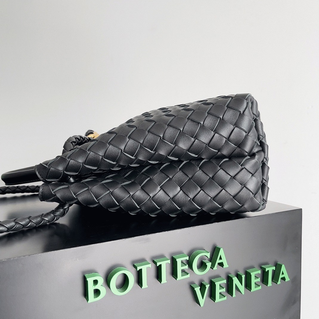 Replica B0tt*ga Ven*ta Medium Andiamo Bag Black