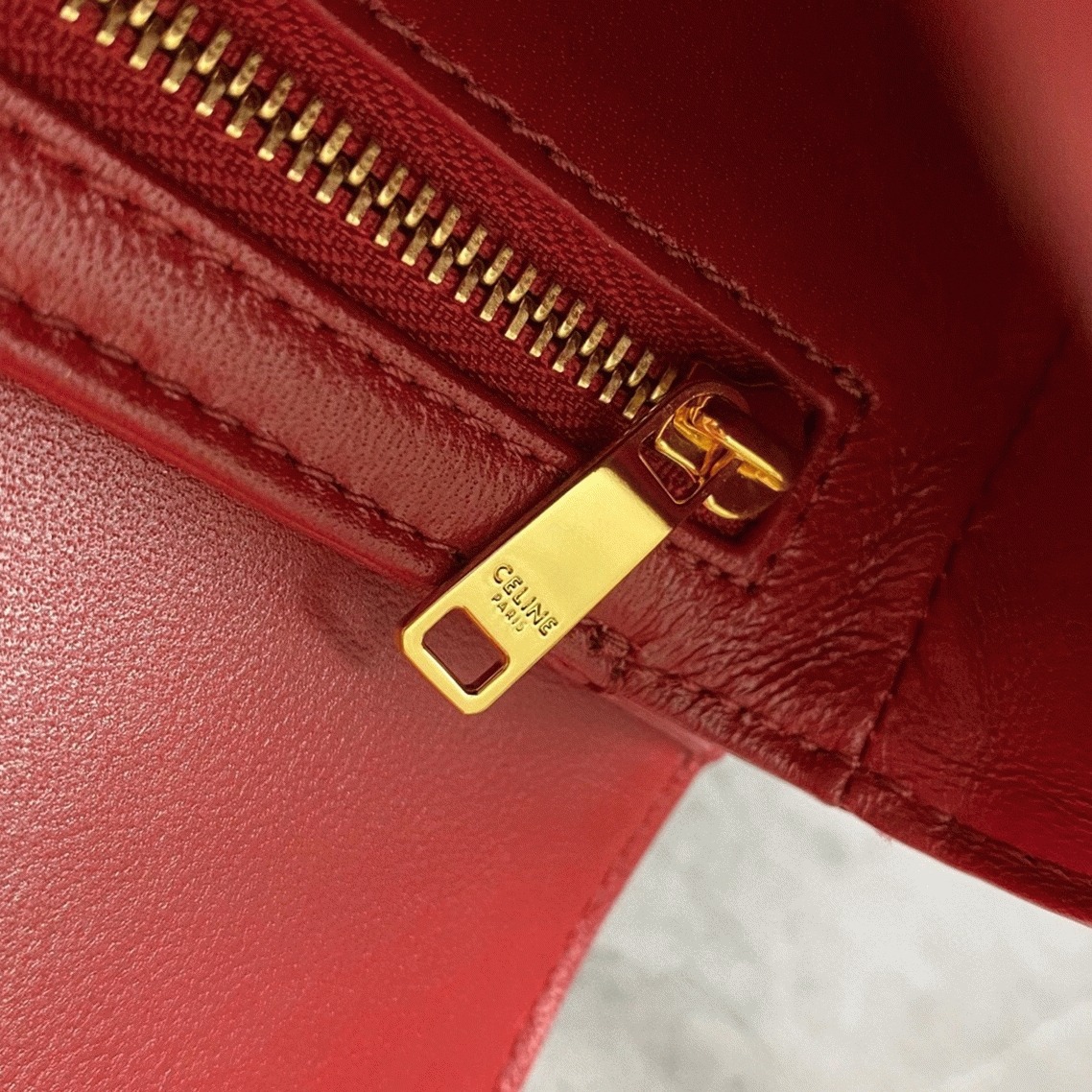 Top Quality Knockoff Ce1i*e Triomphe Teen Bag In Red