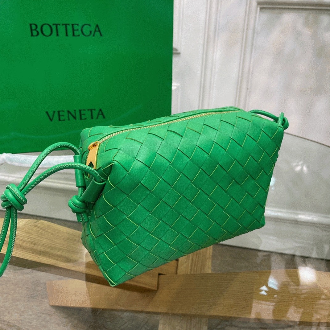 Replica B0tt*ga Ven*ta Loop Small Bag Green