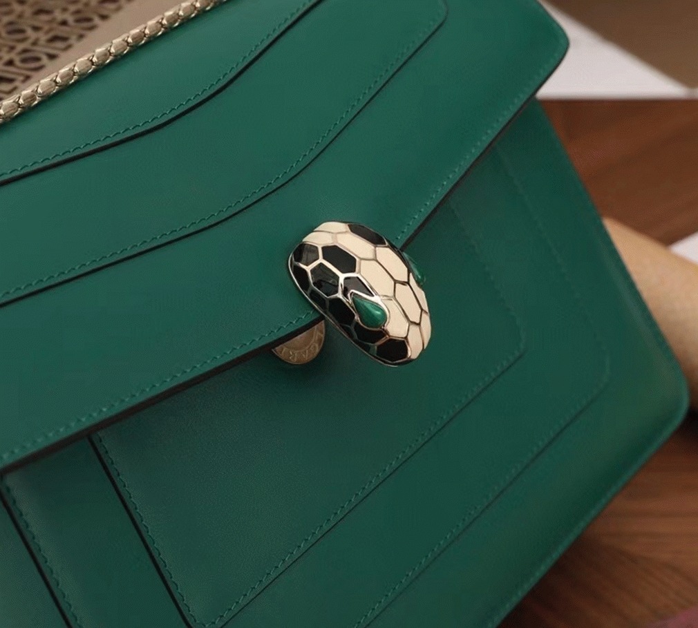 Replica Bv1g*ai Serpenti Forever Large Shoulder Bag Green Calfskin