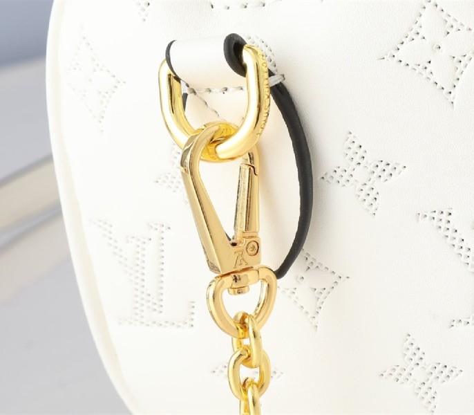 L0vis Vvtt0n Other Leathers Speedy Bandouliere 20 Handbag In Quartz White