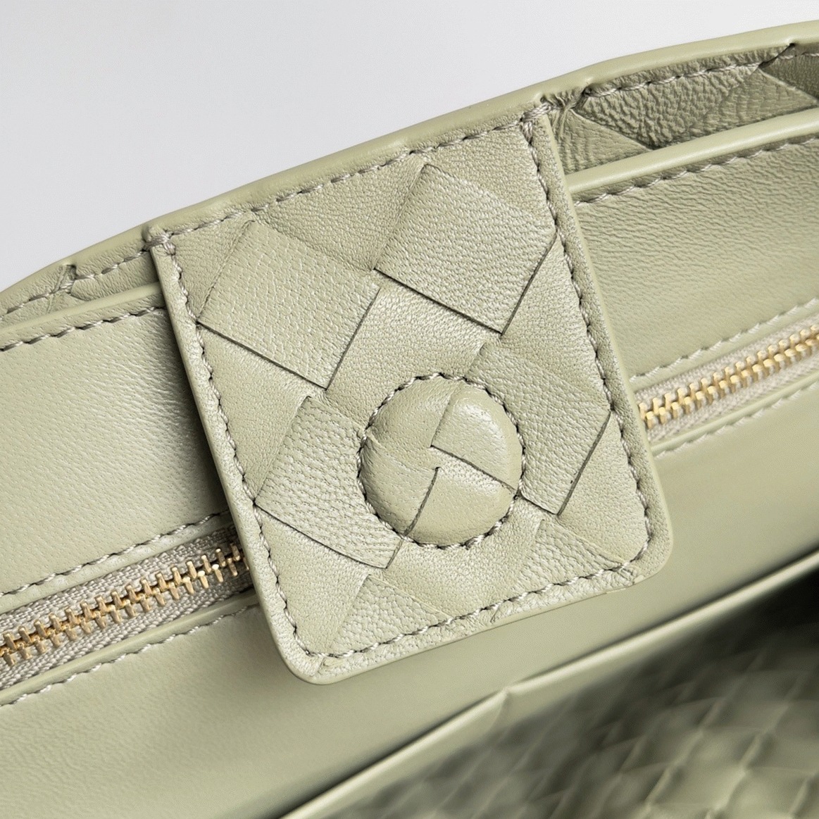 Replica B0tt*ga Ven*ta Medium Andiamo Bag Travertine