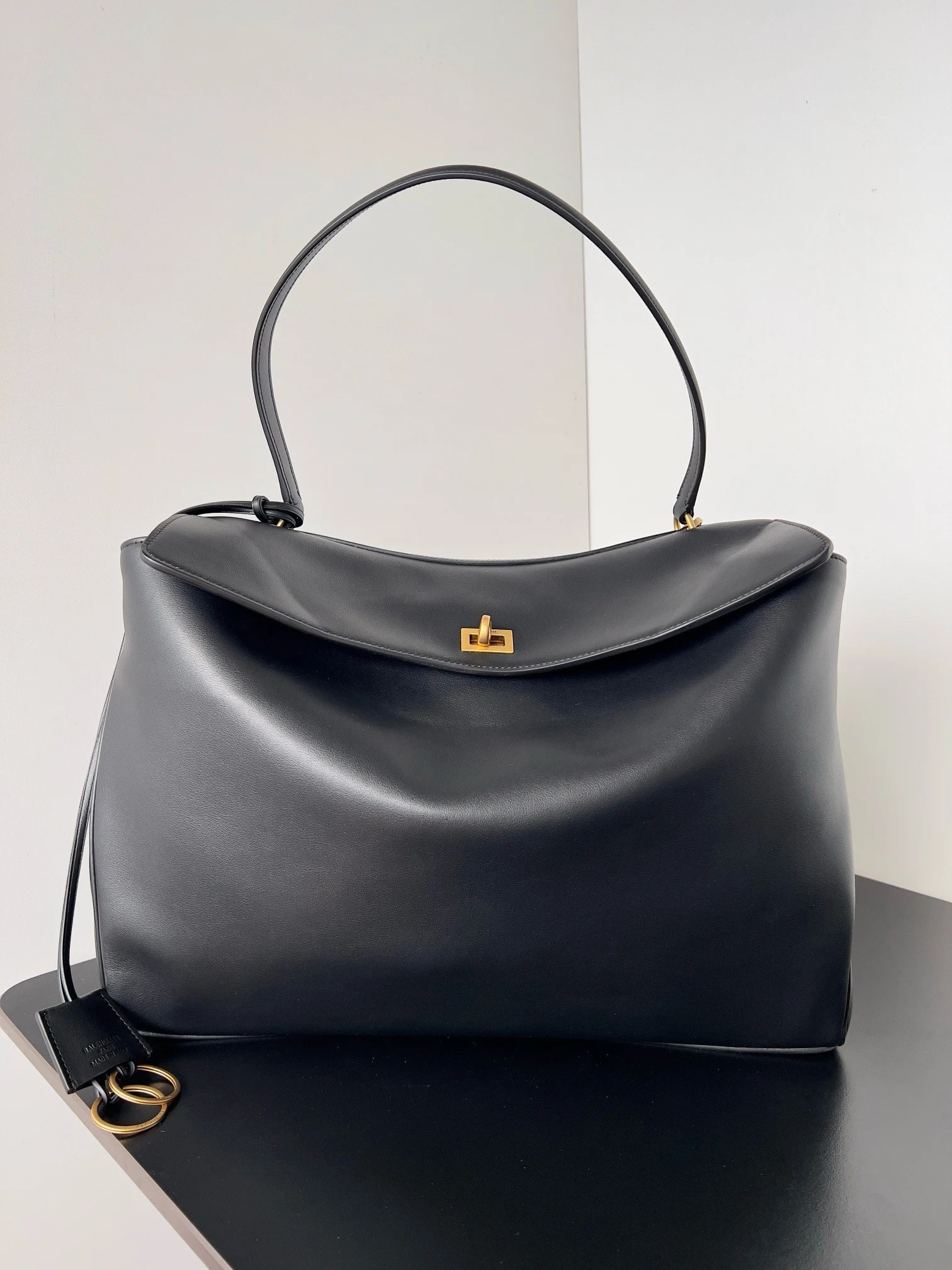 Knockoff Ba1en*iaga Rodeo Large Bag Black Calfskin