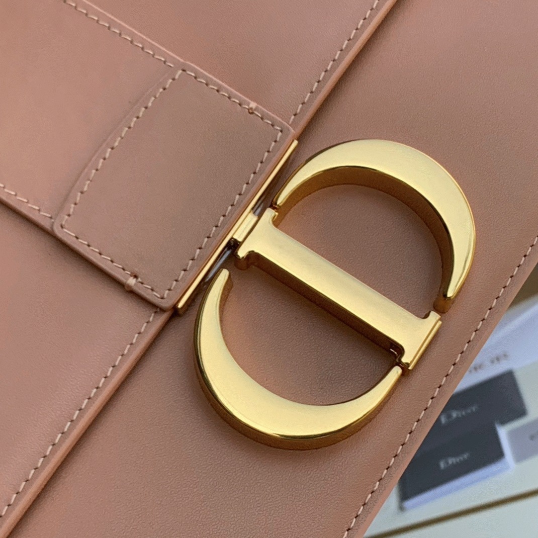 D10r 30 Montaigne Medium Bag Knockoff in Poudre Box Calfskin