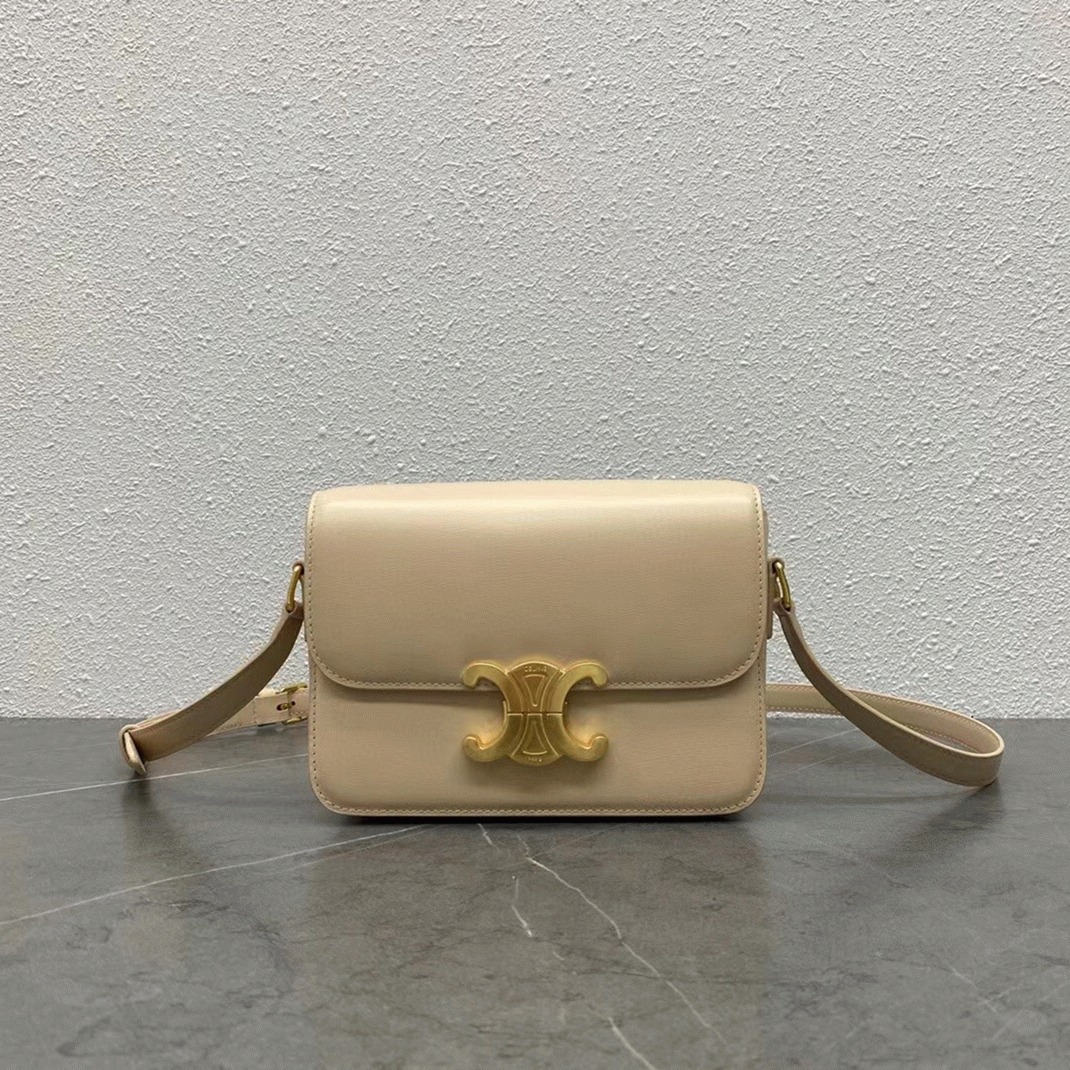Top Quality Imitation Ce1i*e Triomphe Teen Bag In Nude