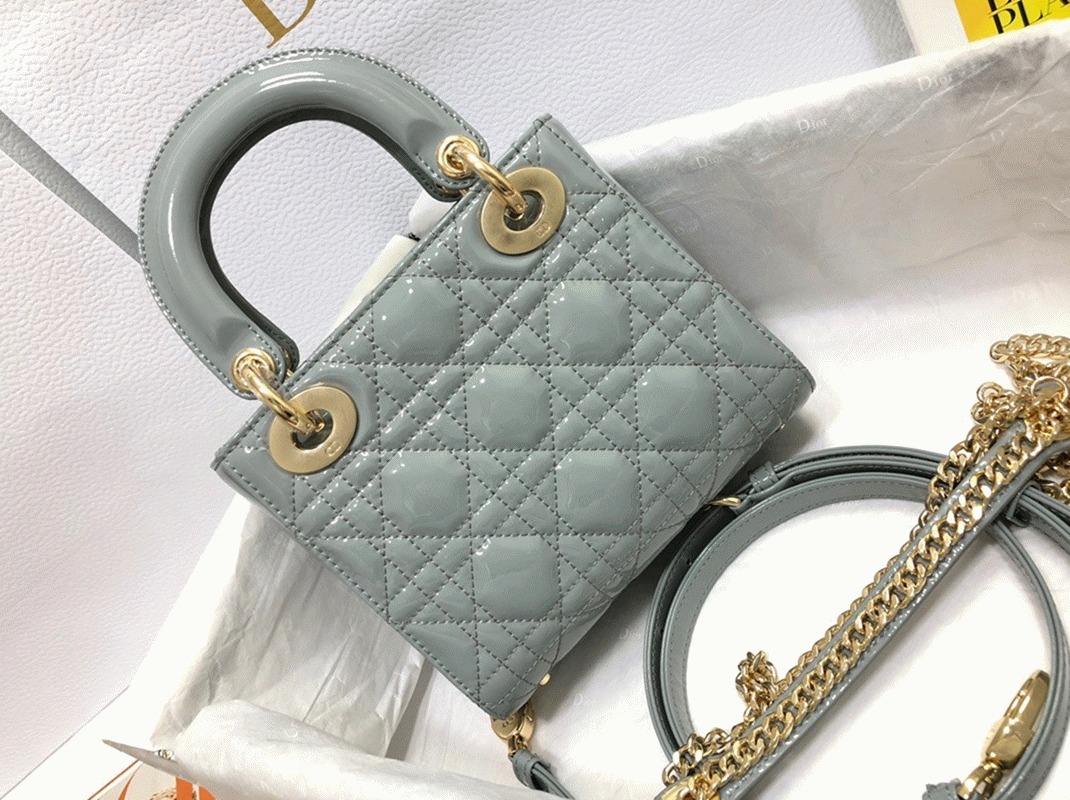 D10r Lady D10r Mini Chain Bag Replica with Chain in Grey