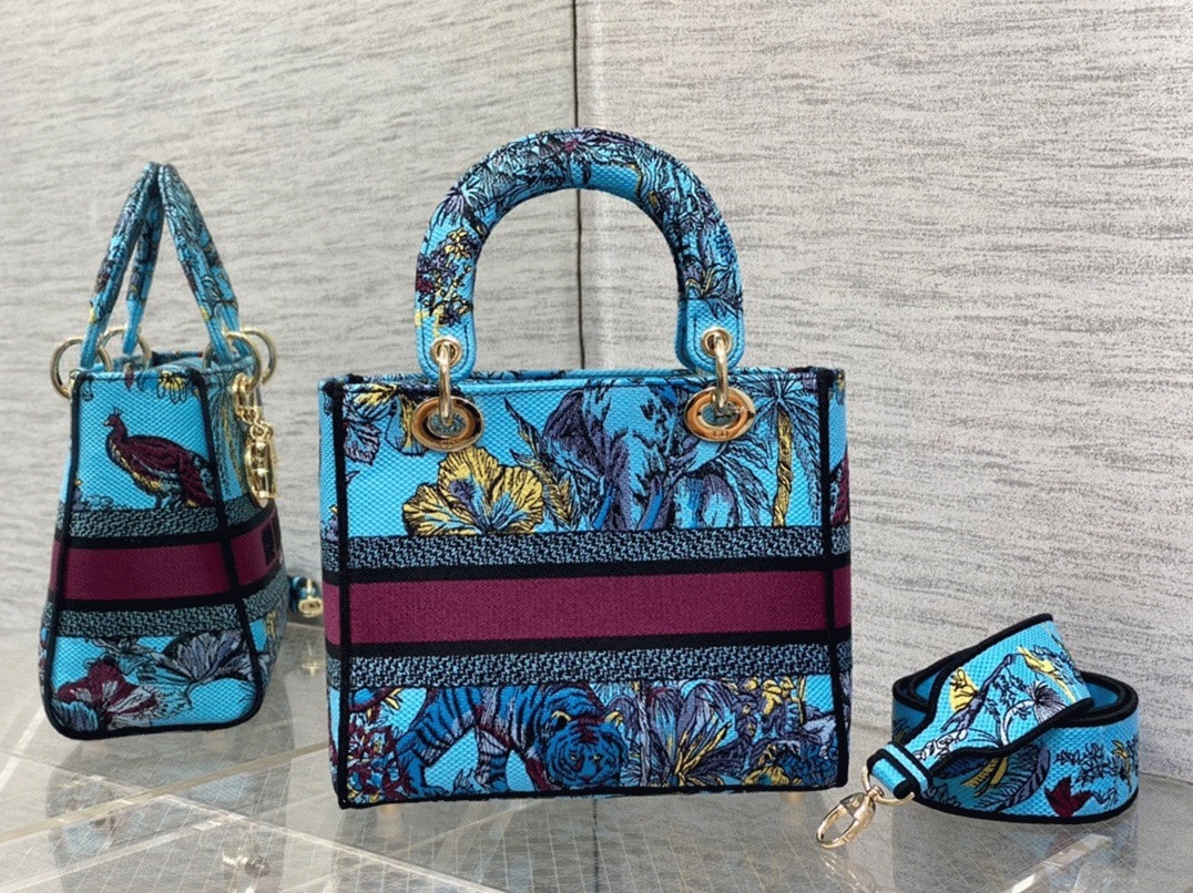 D10r Lady D-Lite Medium Bag Fake in Multicolor Toile de Jouy Voyage Embroidery