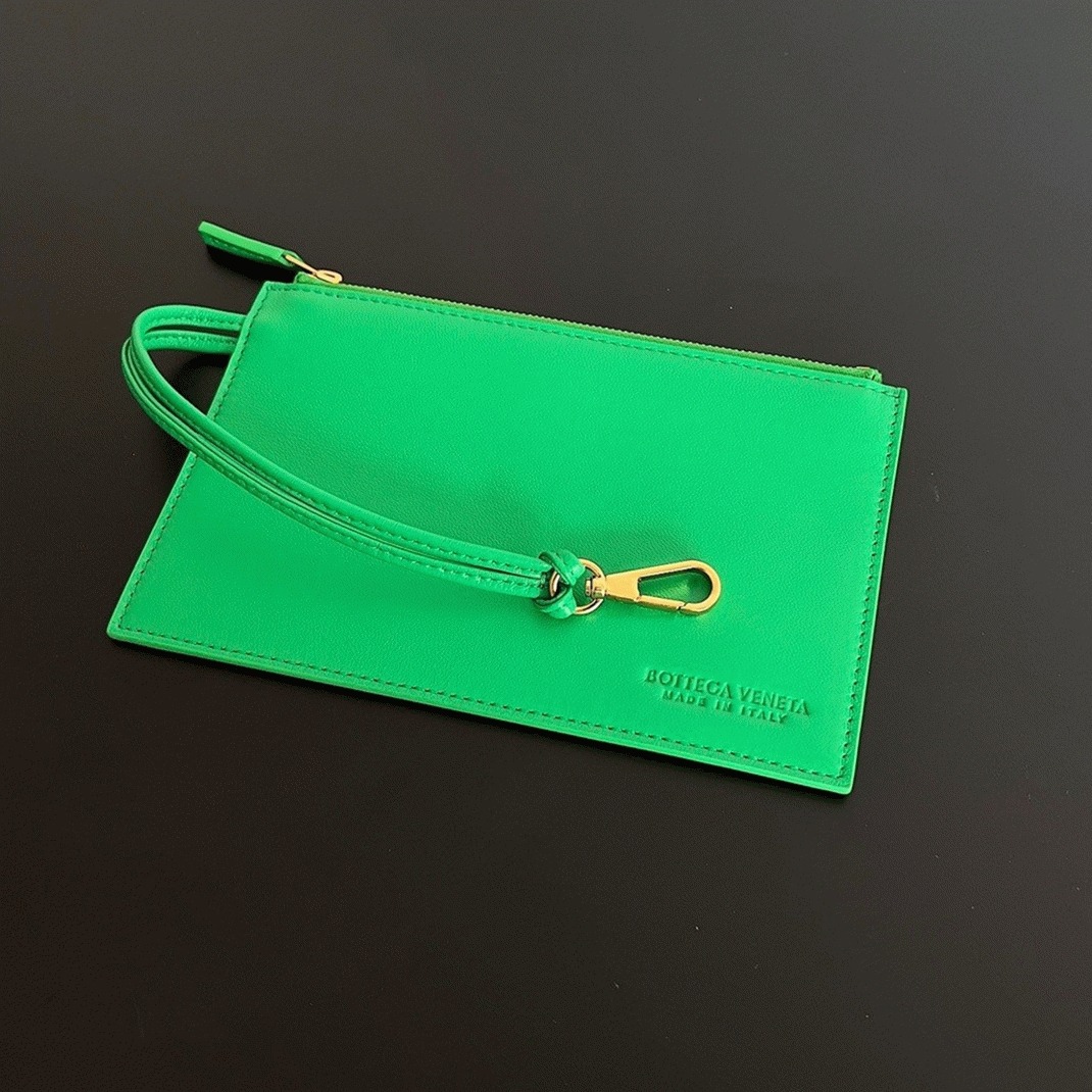 Top Quality Replica B0tt*ga Ven*ta Cabat Mini Bag In Green Intrecciato Lambskin