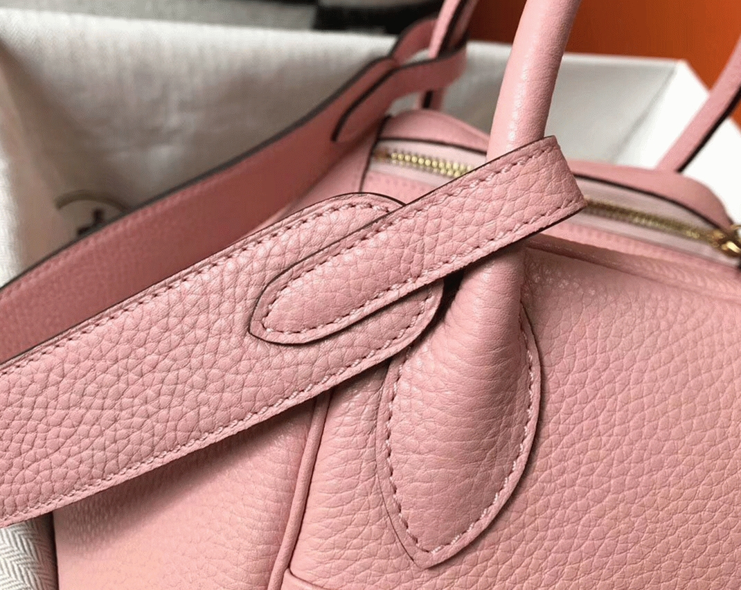 Knockoff H**me5 Lindy 30cm bag in pink color