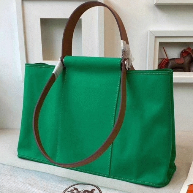 Bamboo Canvas Replica H**me5 Cabag Elan Everyday Handbag