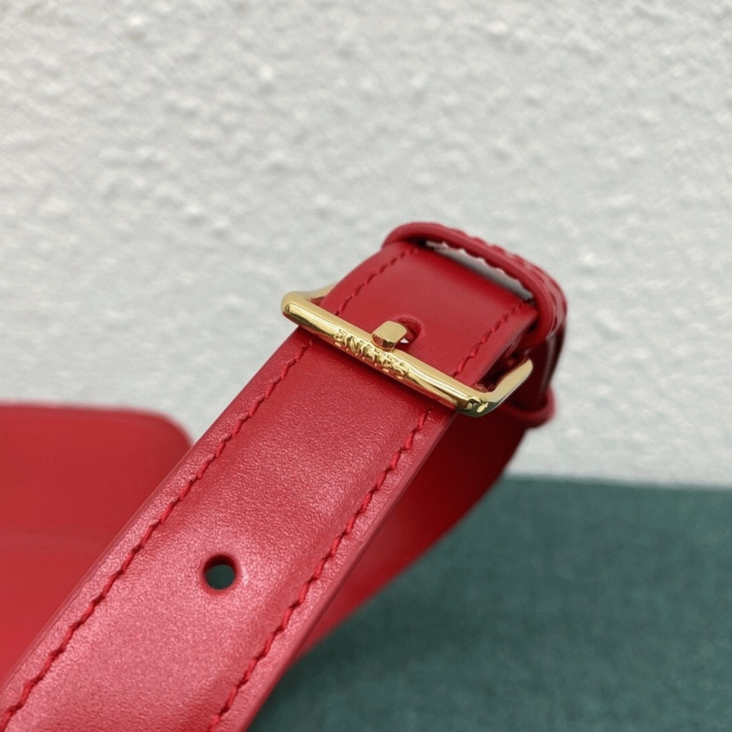 Top Quality Fake Ce1i*e Triomphe Medium Bag In Red
