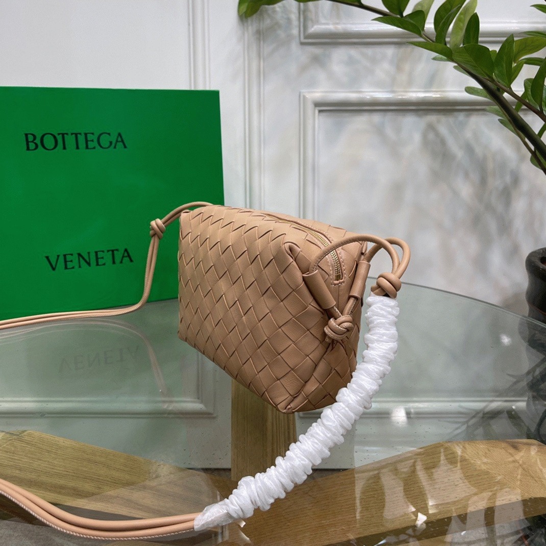 Fake B0tt*ga Ven*ta Loop Small Bag Almond