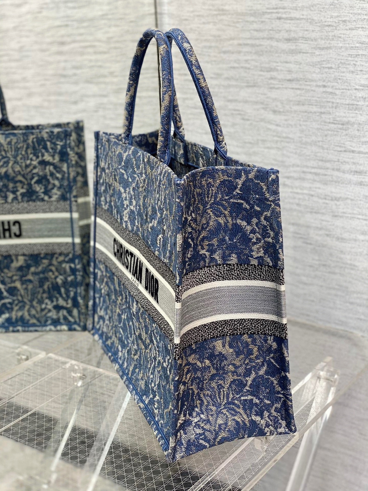 d10r large book tote bag replica in blue brocart De*1m-effect embroidery