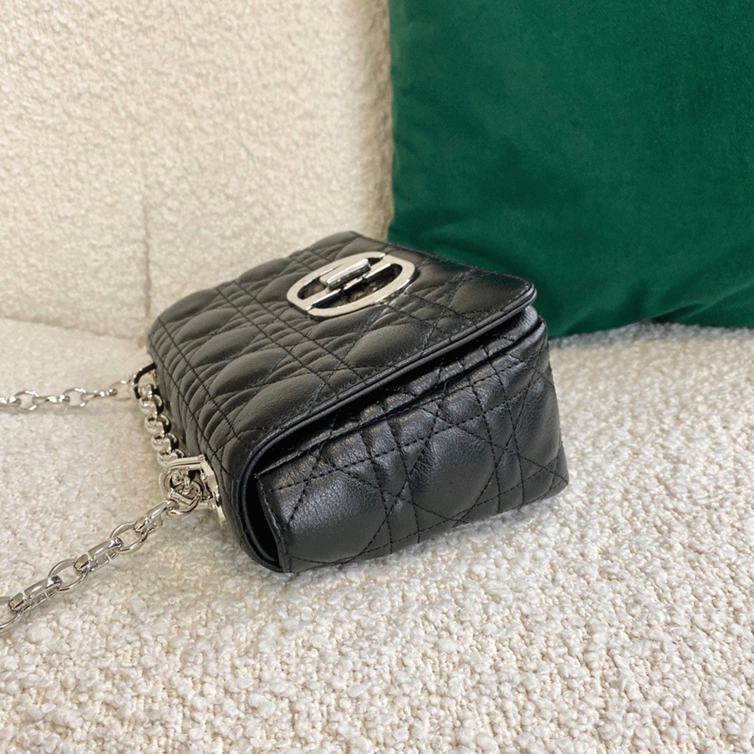 D10r Caro Small Bag Replica in Noir