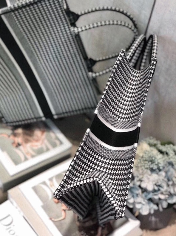 D10r Large Book Tote Bag Fake in Houndstooth Embroidered Canvas