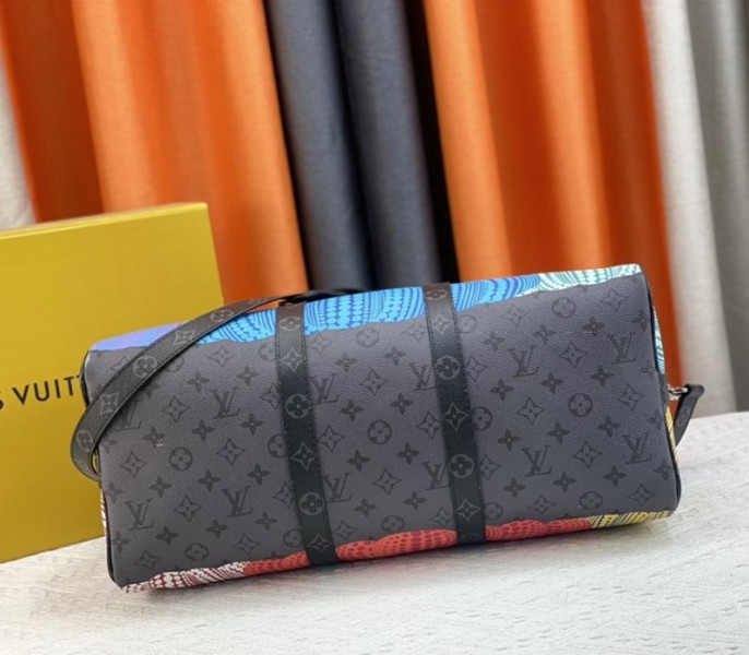 l0vis vvtt0n x yk monogram eclipse reverse keepall 45 lU*gage in pumpkin