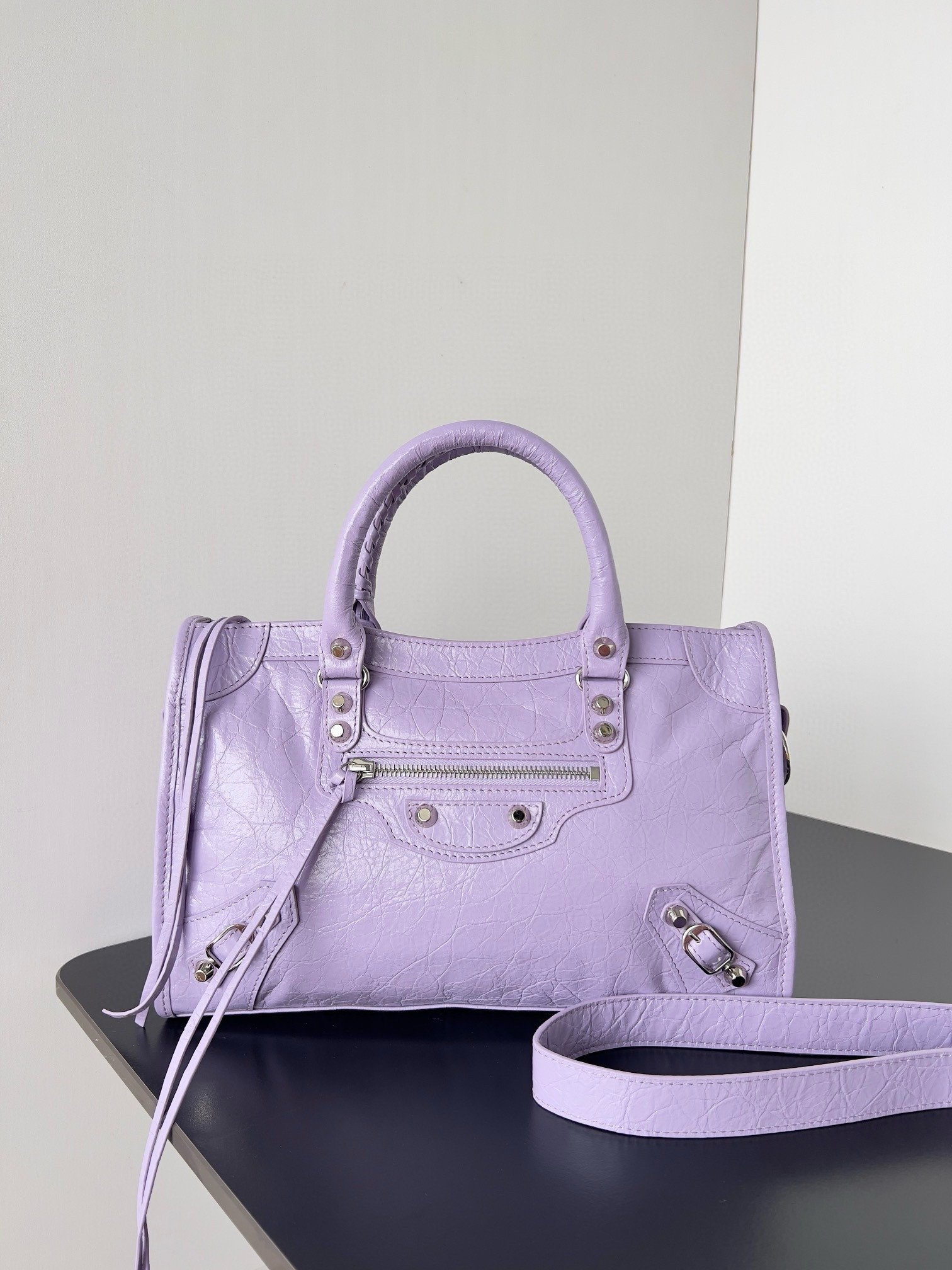 Knockoff Ba1en*iaga Le City Small Bag Lilas Arena Lambskin