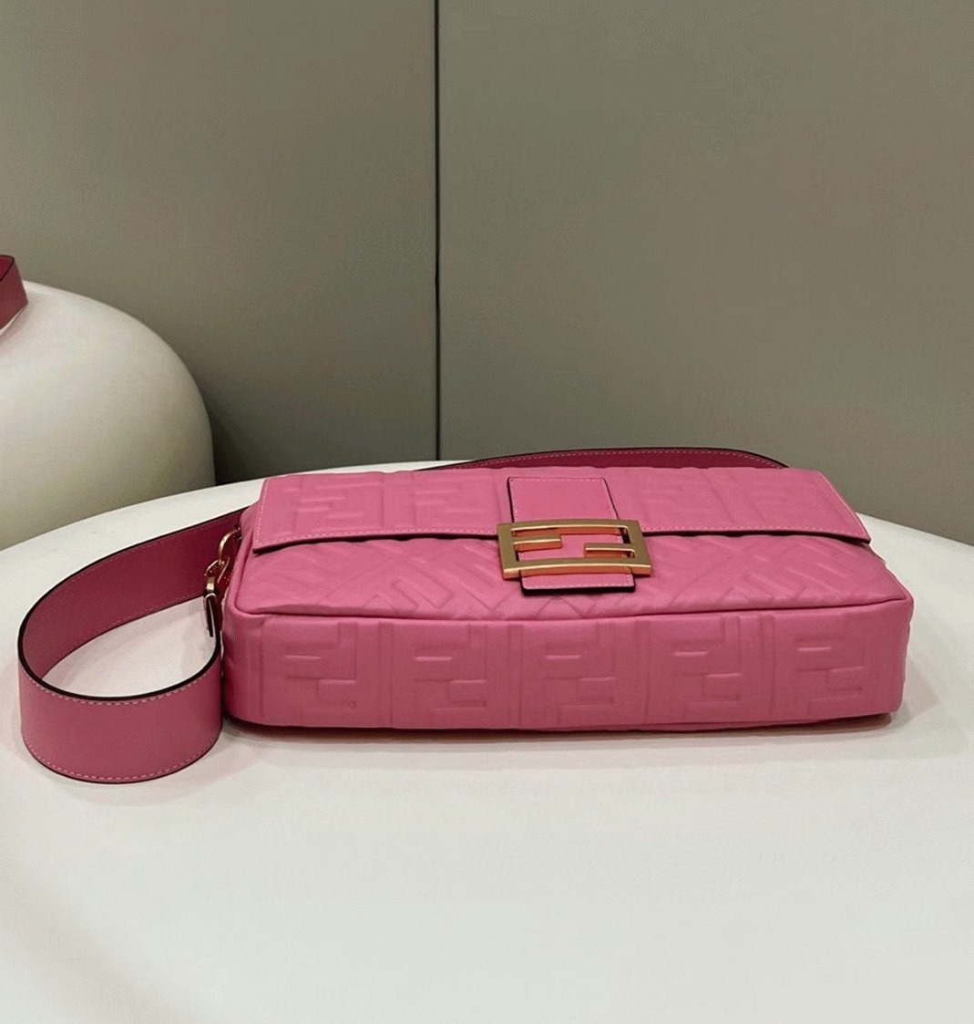 Top Quality Knockoff F**di Large Baguette Bag In Pink FF