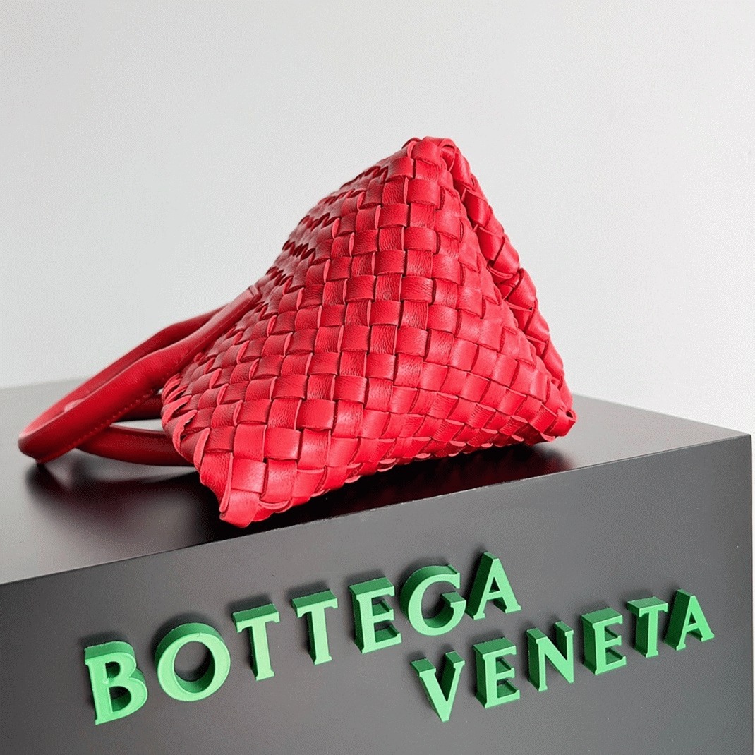 Top Quality Fake B0tt*ga Ven*ta Cabat Mini Bag In Red Intrecciato Lambskin