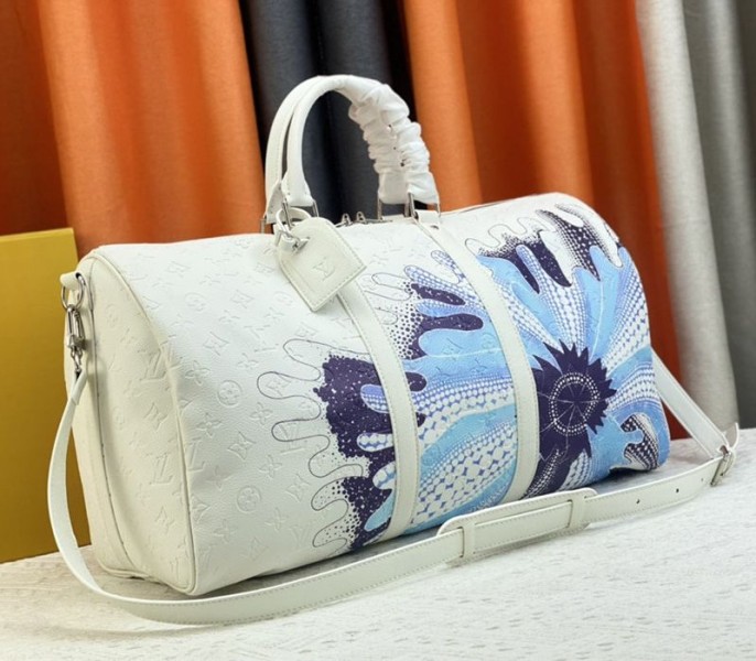 L0vis Vvtt0n X YK Bandouliere Keepall 50 Travel Bag In White