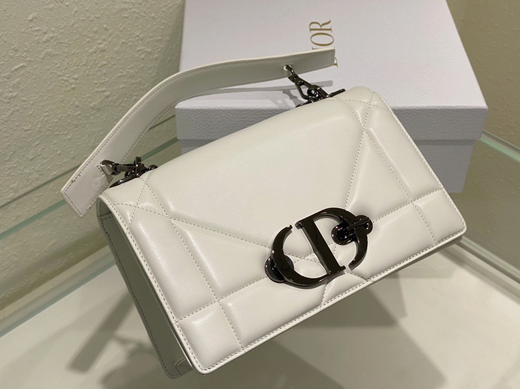 D10r 30 Montaigne Chain Bag with Handle Replica in White Lambskin