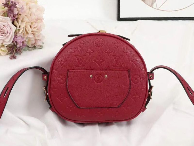 L0vis Vvtt0n Monogram Empreinte Boite Chapeau Souple MM Bag In Red