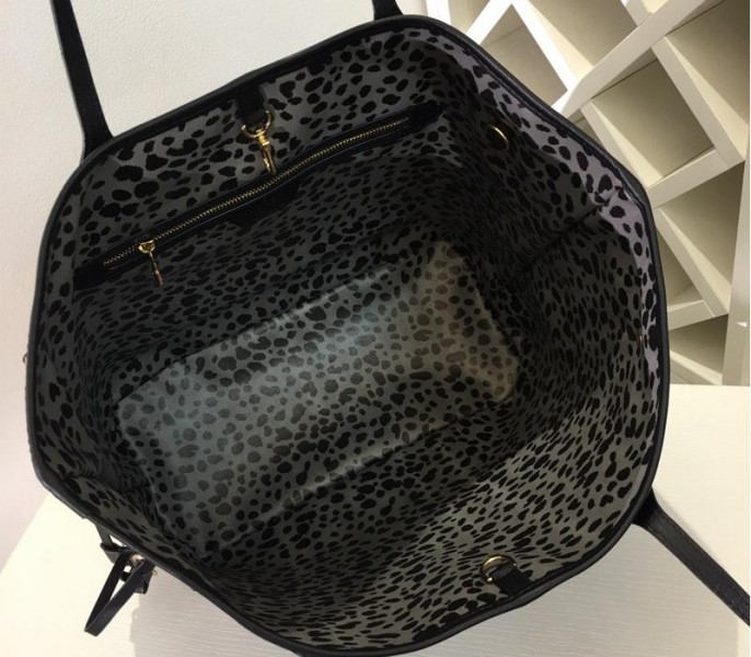 L0vis Vvtt0n Wild At Heart Neverfull MM Bag In Black