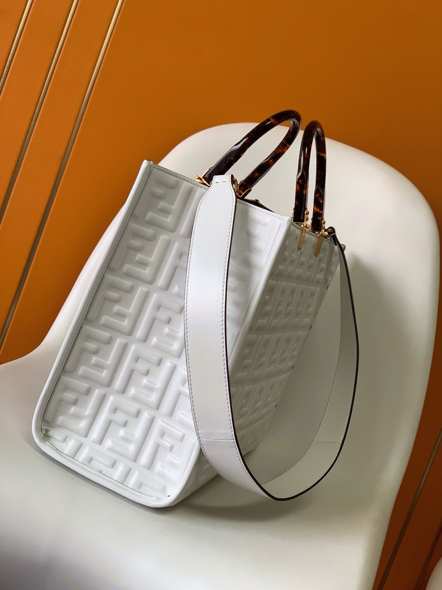 Top Quality Fake F**di Sunshine Medium Tote Bag In White FF Calfskin