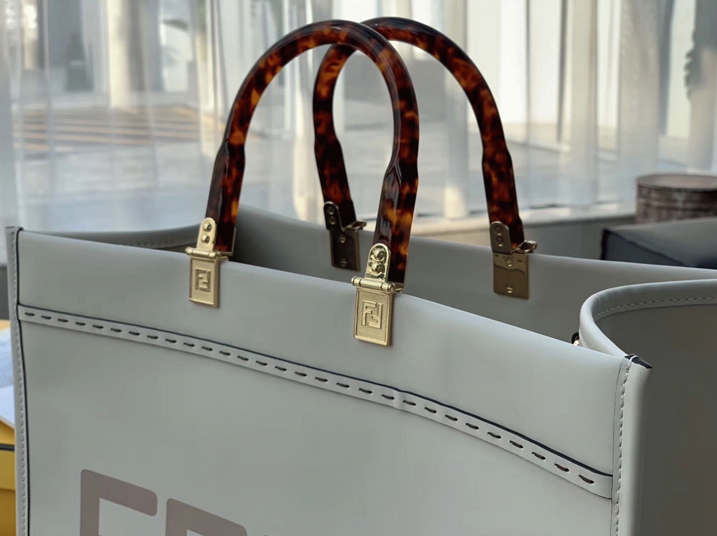 Top Quality Fake F**di Sunshine Large Tote Bag In White Calfskin