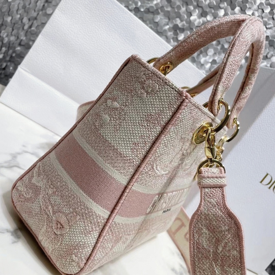 D10r Lady D-Lite Medium Bag Replica in Pink Toile de Jouy Embroidery