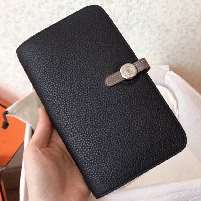 Black taupe knockoff H**me5 Dogon duo wallet